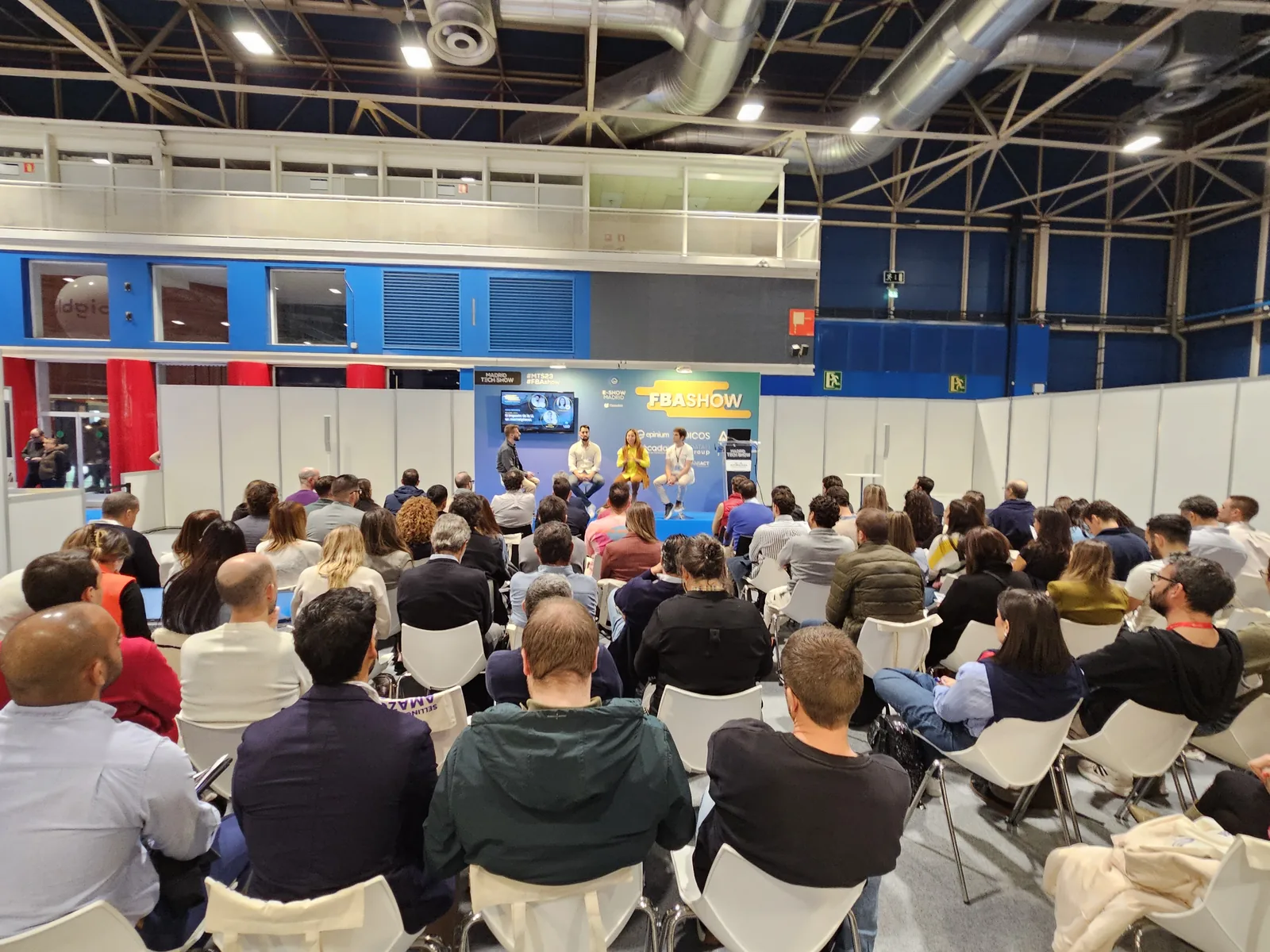 Sala llena durante una sesión de FBAshow Madrid 2023